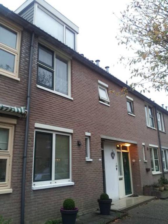 Sewdien'S Apartment Beverwaard Rotterdam Oda fotoğraf